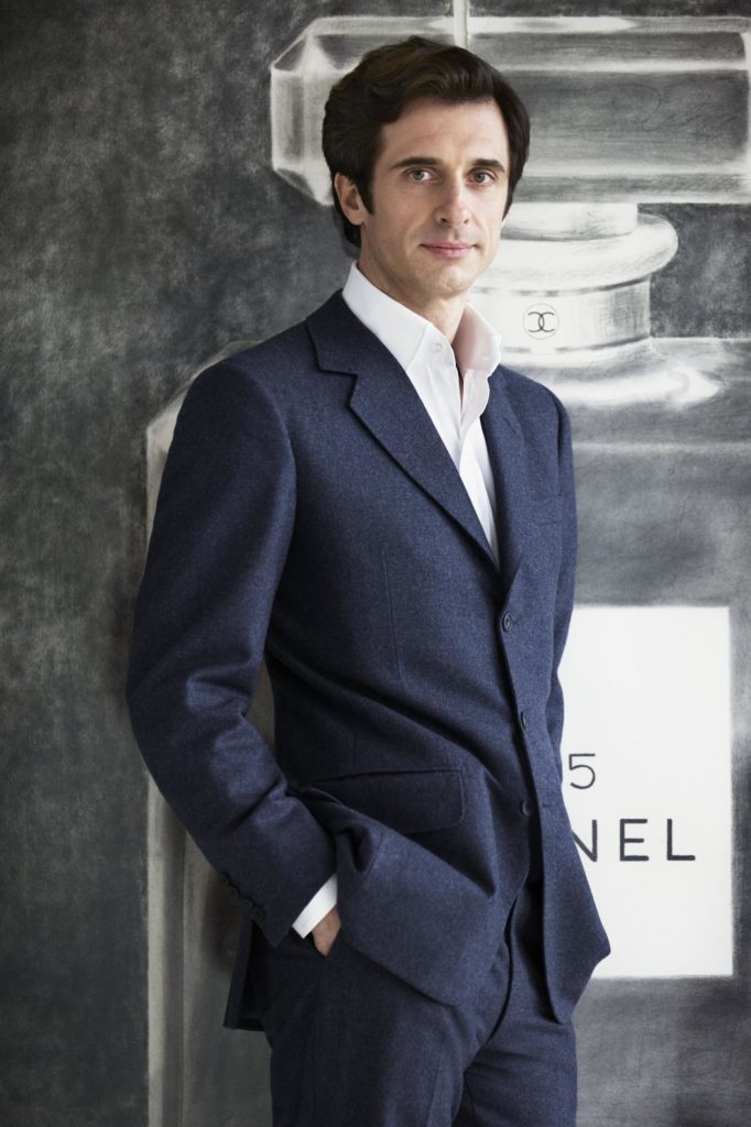 オリヴィエ・ポルジュ シャネルの4代目専属調香師 カイエ・デ・モード